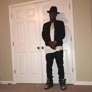 Meet your Posher, Lawrence